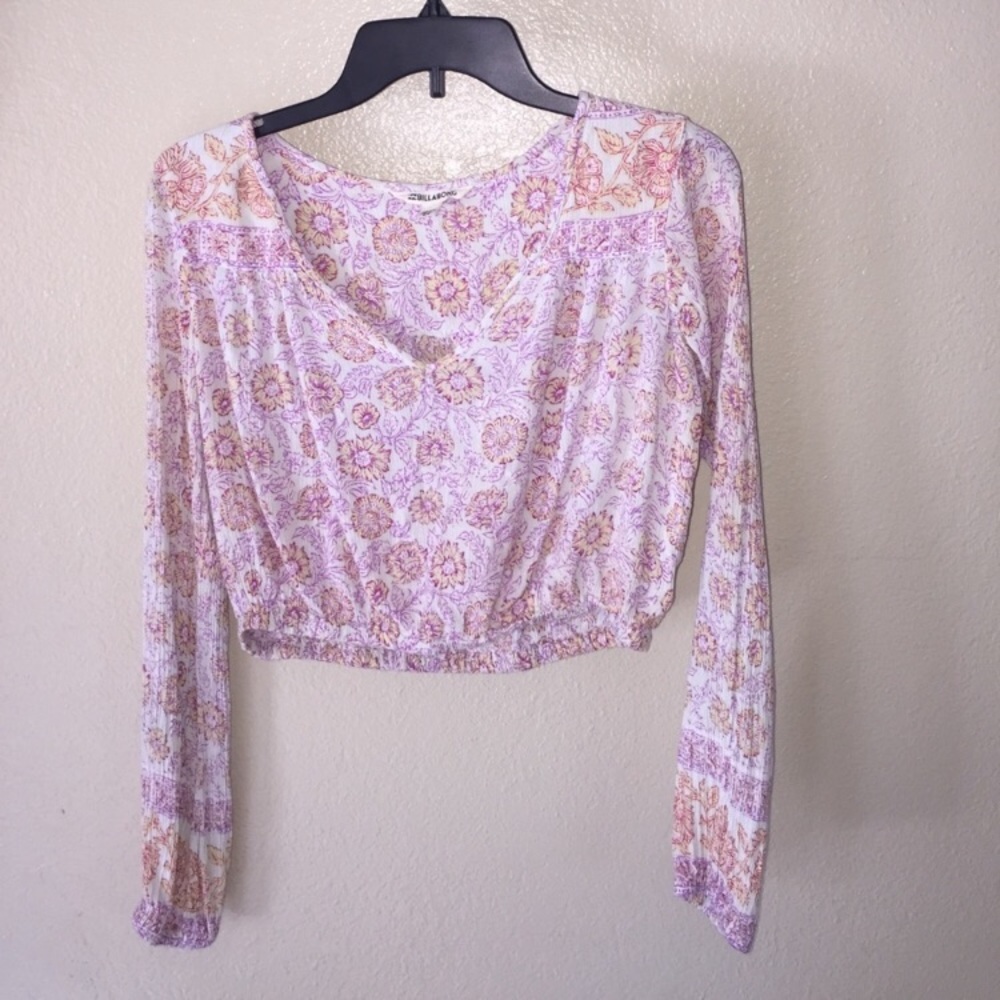 🌸Billabong Cropped Shirt🌸